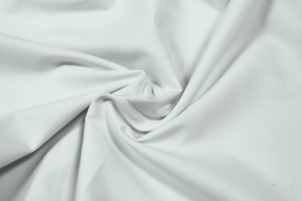 * REMANT - White Draping Cloth