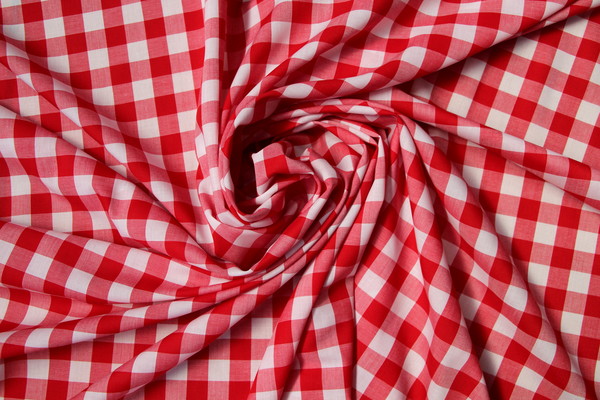 Red & White Polycotton Gingham (1.5 cm)