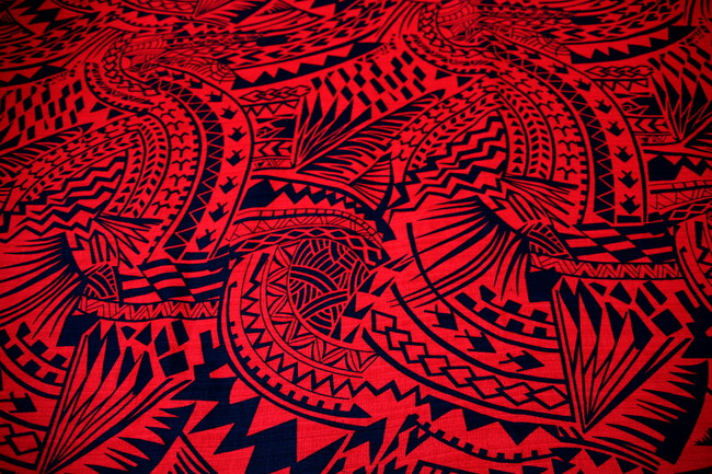 Red & Black I'A Pasifika Printed Dobby