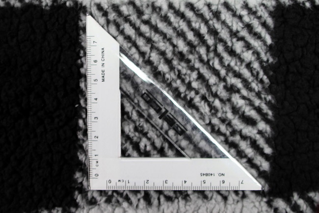Grey & Black Checked Sherpa