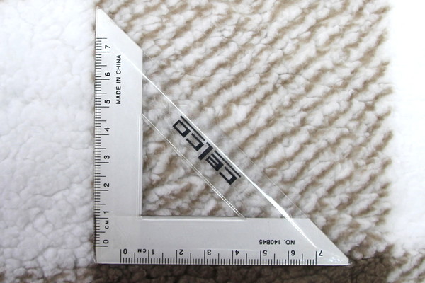 Fawn & Black Checked Sherpa